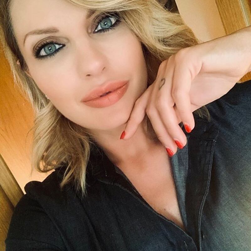 Manila Nazzaro sensuale su Instagram 12