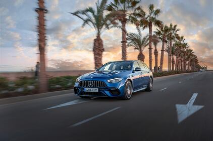 Mercedes-AMG C 63 S E Performance, guarda la gallery 15