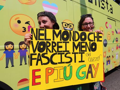I cartelli choc al Gay Pride