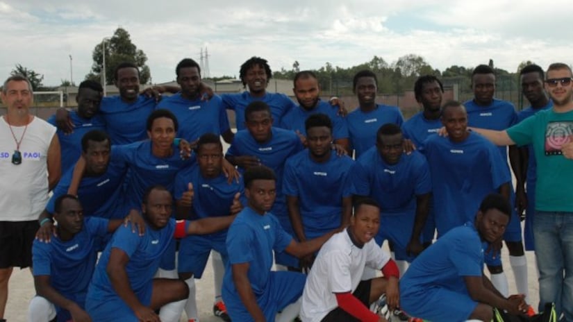 A Sassari la prima squadra di calcio formata solo da profughi
