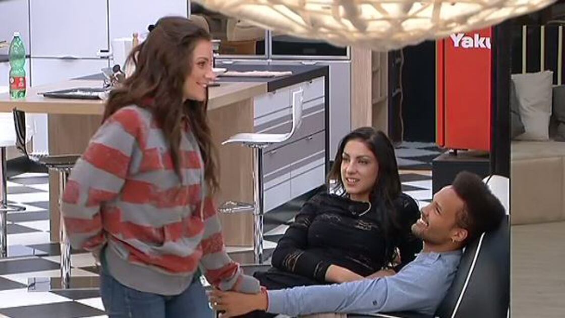 Carla Gozzi: "Al GF14 degli sciagurati di stile"