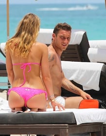 Il bikini compie 70 anni: le vip più sexy 23