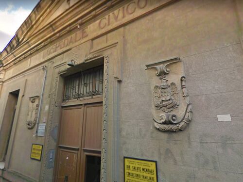 "La visiti, ha coronavirus" E aggredisce dottoressa Lei: "Basta, mi dimetto"