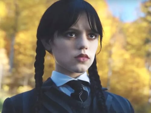 L'elogio dei "freaks": la Mercoledì Addams di Tim Burton arriva su Netflix