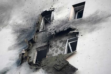 Mosca fa la conta dei danni dopo i raid ucraini coi droni kamikaze 19
