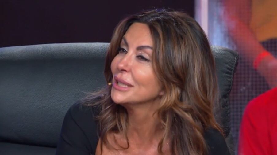 Sabrina Ferilli si commuove a Tu si que vales: "Maria ti fai sempre i ca... di tutti"
