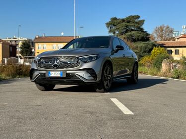 Mercedes GLC Coupé 300de: la galleria dell'ibrido plug-in diesel 17