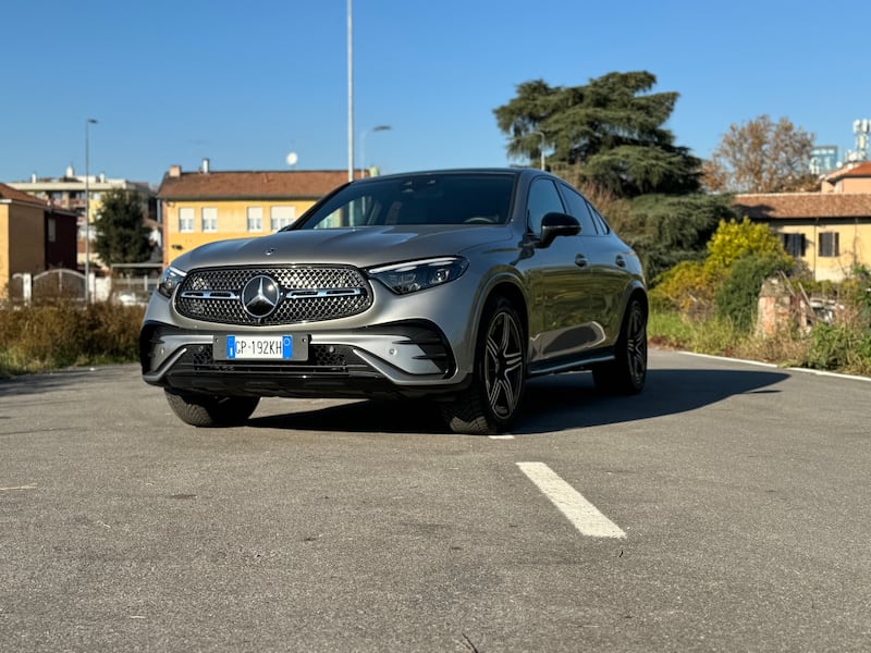 Mercedes GLC Coupé 300de: la galleria dell'ibrido plug-in diesel 17