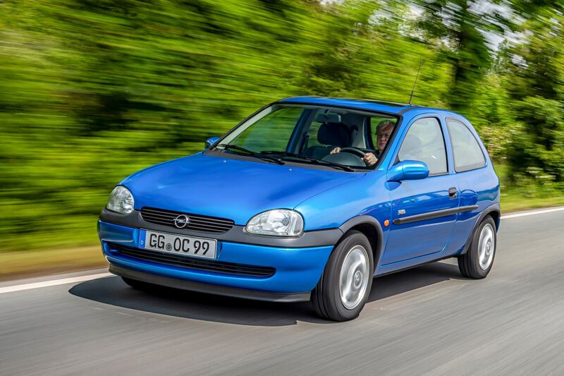 Opel Corsa B, guarda tutte le foto 5