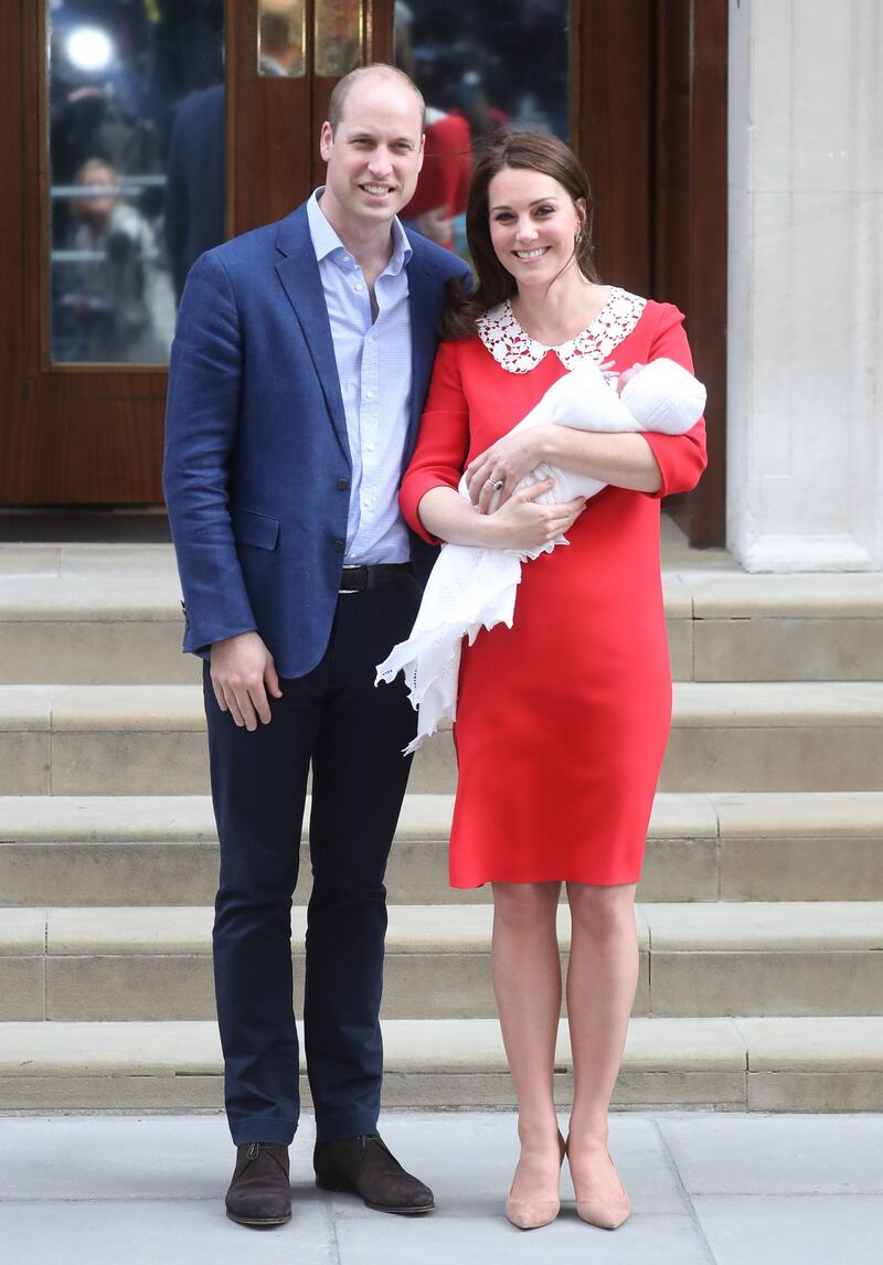 Kate Middleton raggiante dopo il parto 14