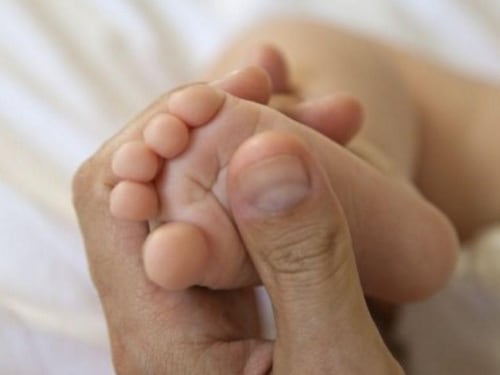 Inghilterra, bimba muore per un cerotto