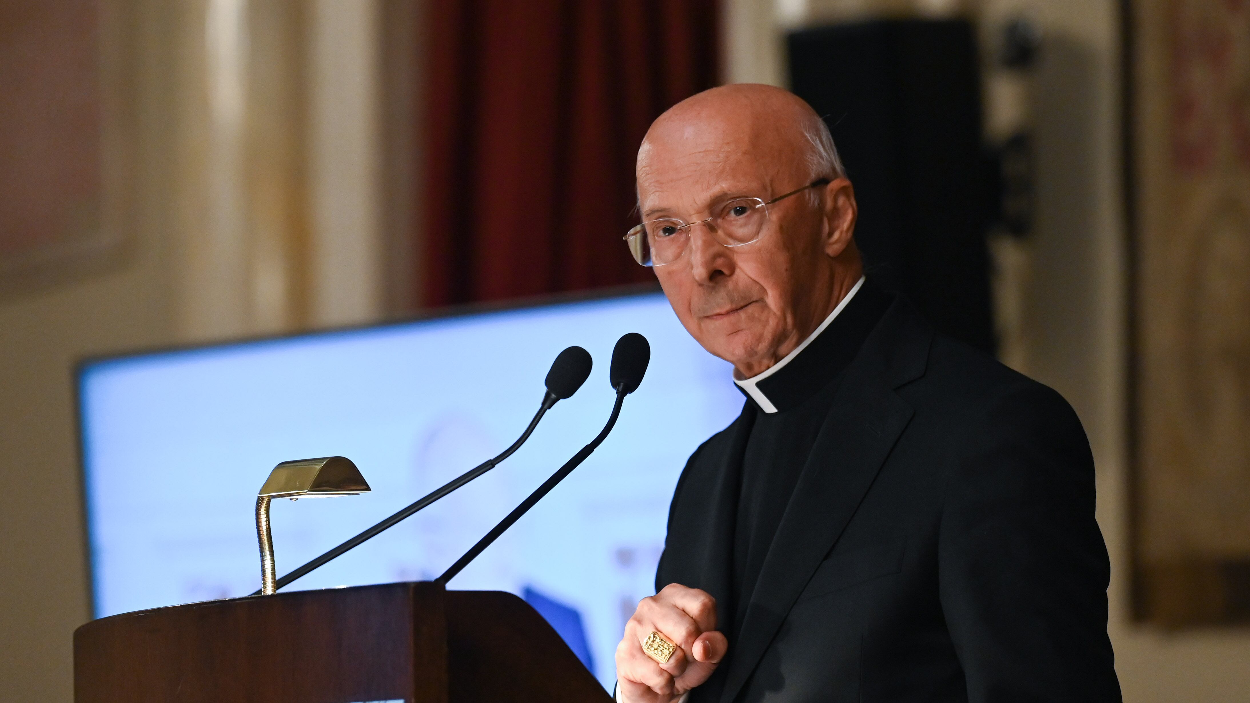 Il cardinale Angelo Bagnasco: "L'Europa ha perso la coscienza"