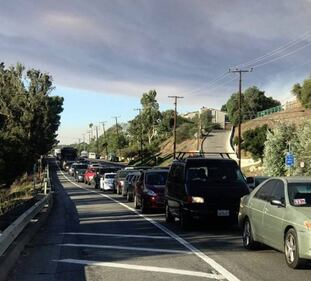 Incendi in California, ordine di evacuazione per Malibù 4