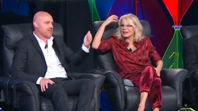 "Sei un maiale dentro": Maria De Filippi punzecchia Rudy Zerbi