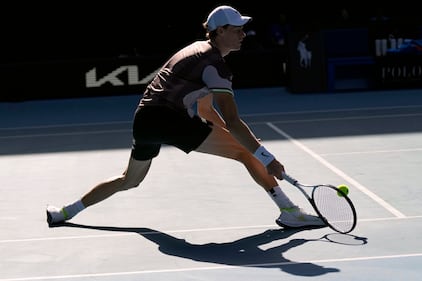 Jannik Sinner vola in finale agli Australian Open: le immagini più belle del match contro Djokovic 17