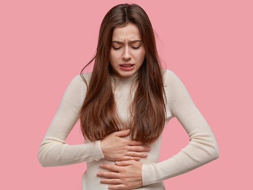 Endometriosi, come riconoscerla e alleviare i suoi sintomi