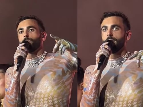 Al concerto una fan si sente male, Mengoni si ferma: "Lo ricorderai per sempre"