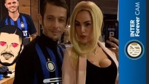 Inter, Valentino Rossi la prende sul ridere: si traveste da Icardi per Carnevale