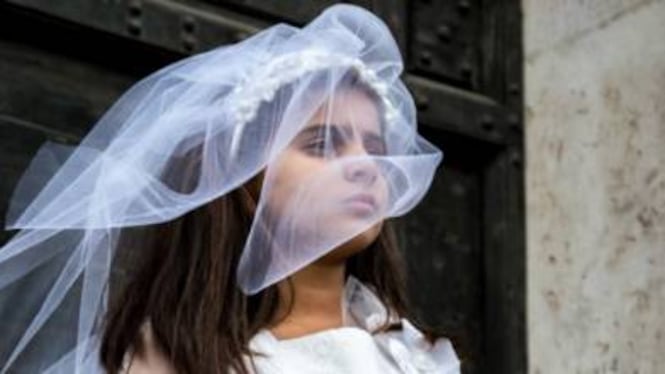 Indonesia, la Corte suprema difende le nozze tra bambini