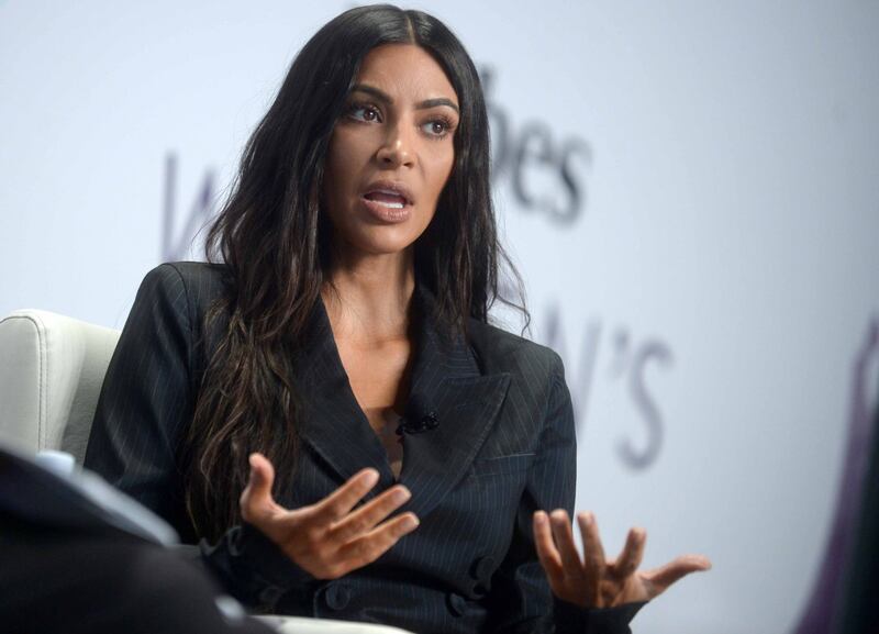 Kim Kardashian sexy, parla per le donne 27