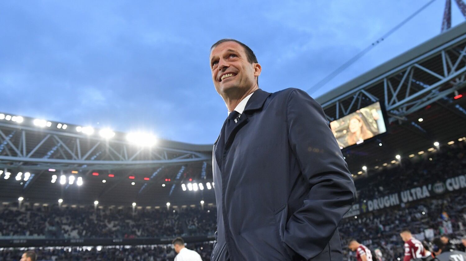Al valzer delle panchine: Allegri va in Barça. Ballo di coppia per l'Atalanta e Gasperini