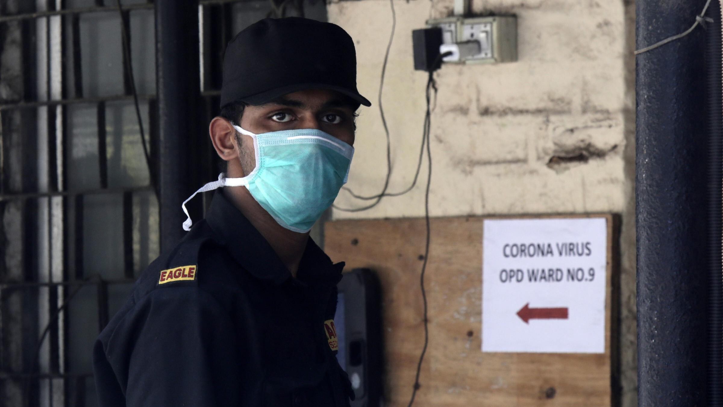 In India prove tecniche dell'apocalisse vicina: 1,3 miliardi di persone in quarantena per 14 ore
