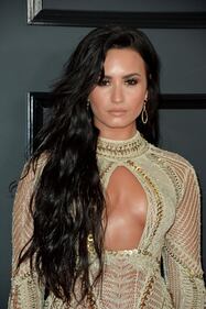 Demi Lovato splendida ai Grammy Awards 9
