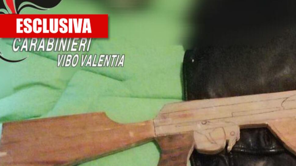 Un kalashnikov giocattolo: così la 'ndrangheta arruola i bambini