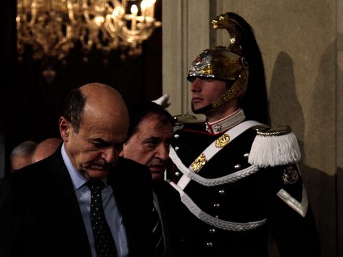 Bersani s'infila nella trappola Ora è pronto a mendicare voti