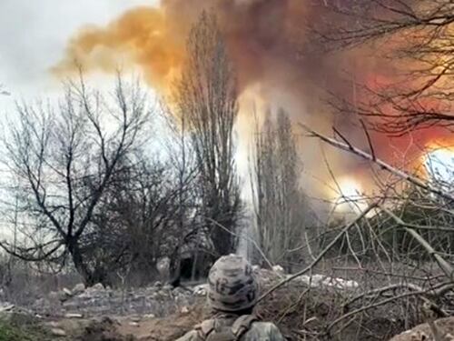 Morsa su Severodonetsk: qui si decide il conflitto. Zelensky valuta la ritirata