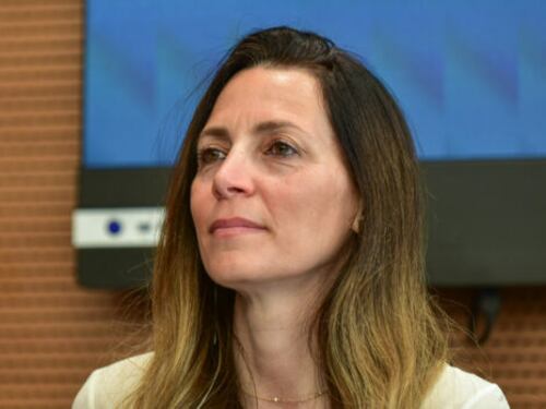 Il vertice dei tre leader per trovare un accordo. Rai, rush per le nomine