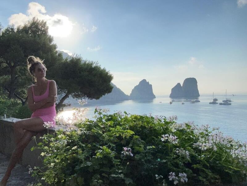 Le celebrity in vacanza in Italia 4