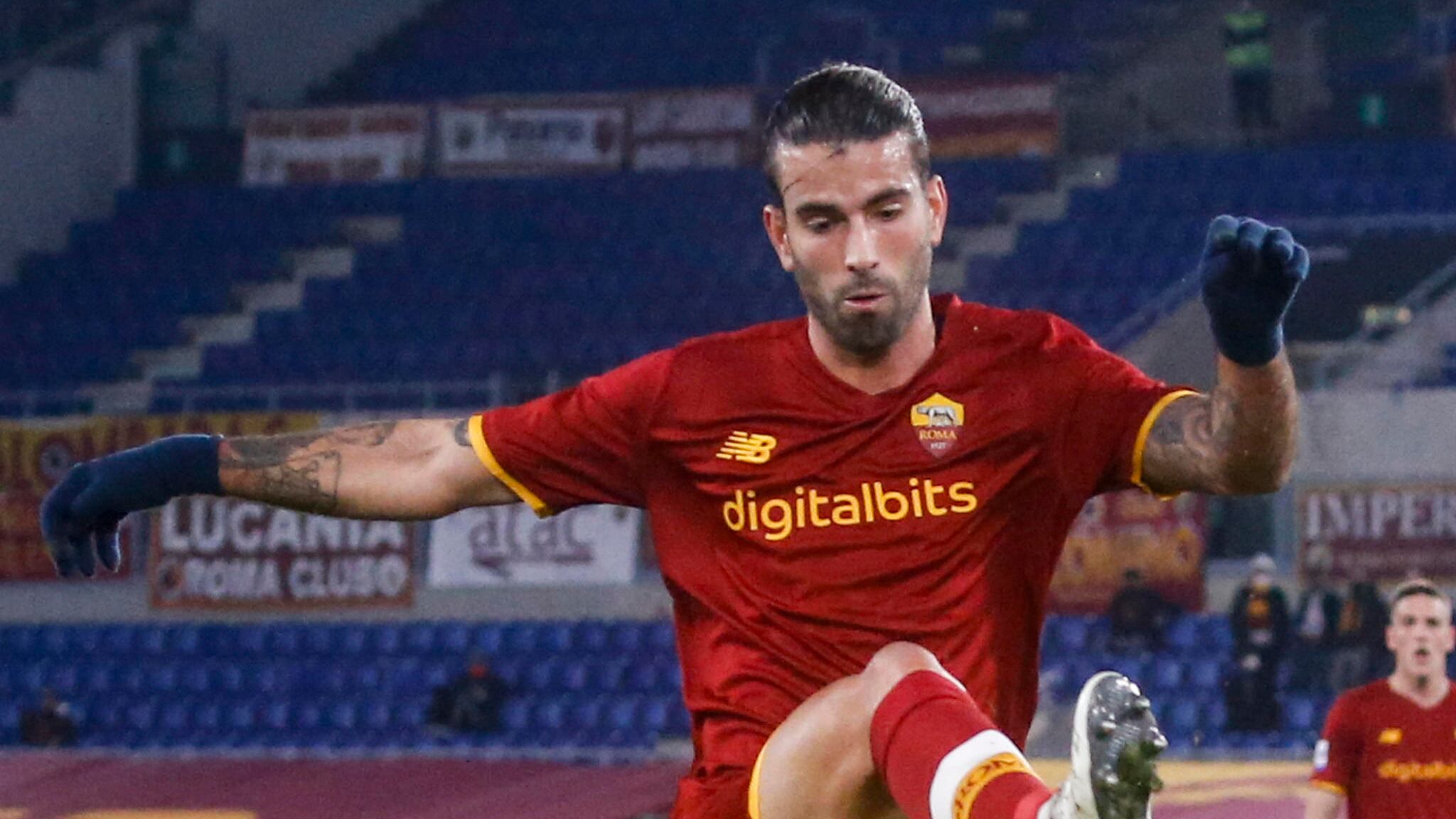 Nell'Olimpico vuoto basta l'acuto di Oliveira