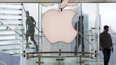 Borsa, Apple cede oltre il 10% sul mercato di Wall Street