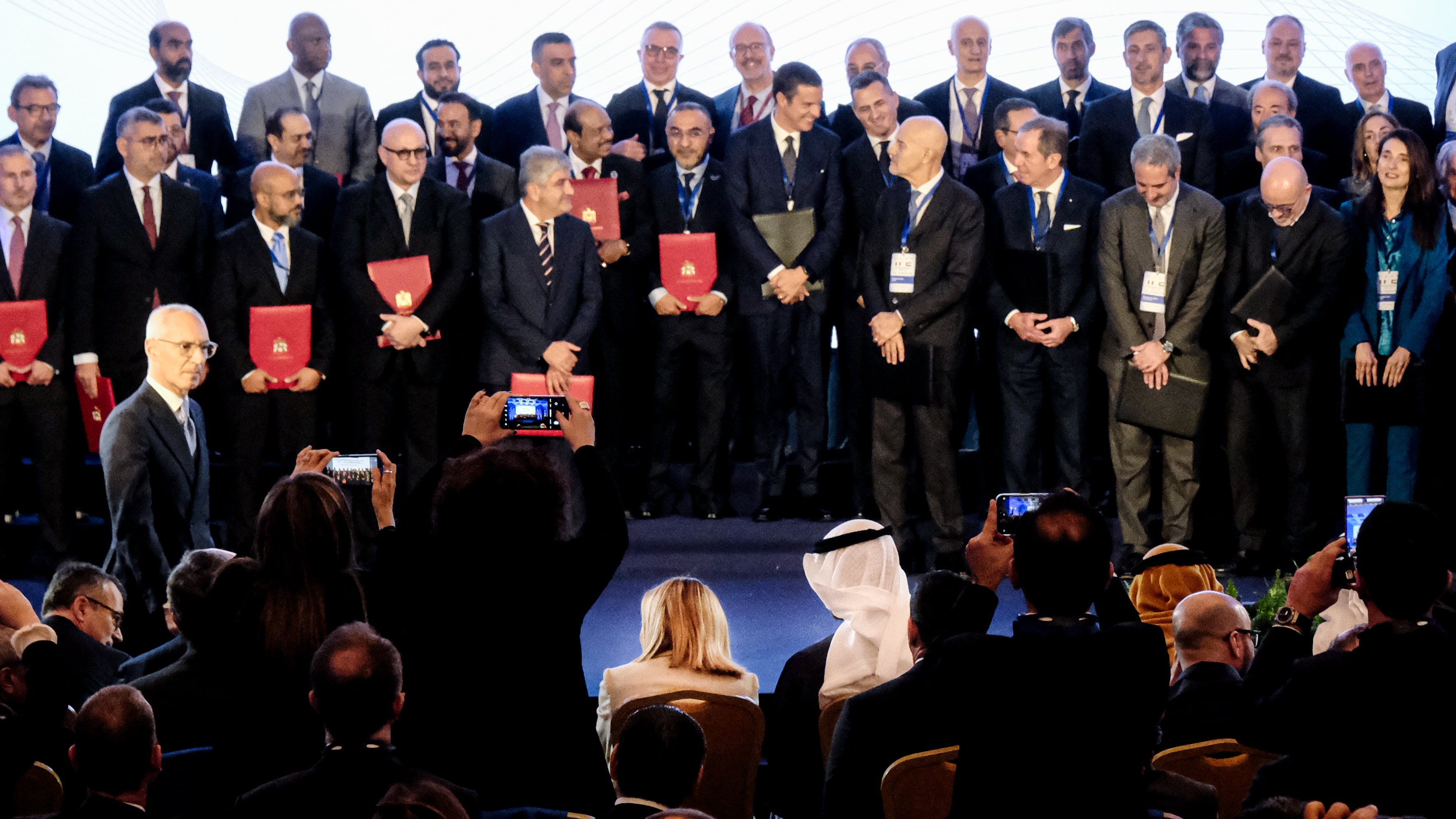 Gli accordi industriali, innovazione e sostenibilità al centro