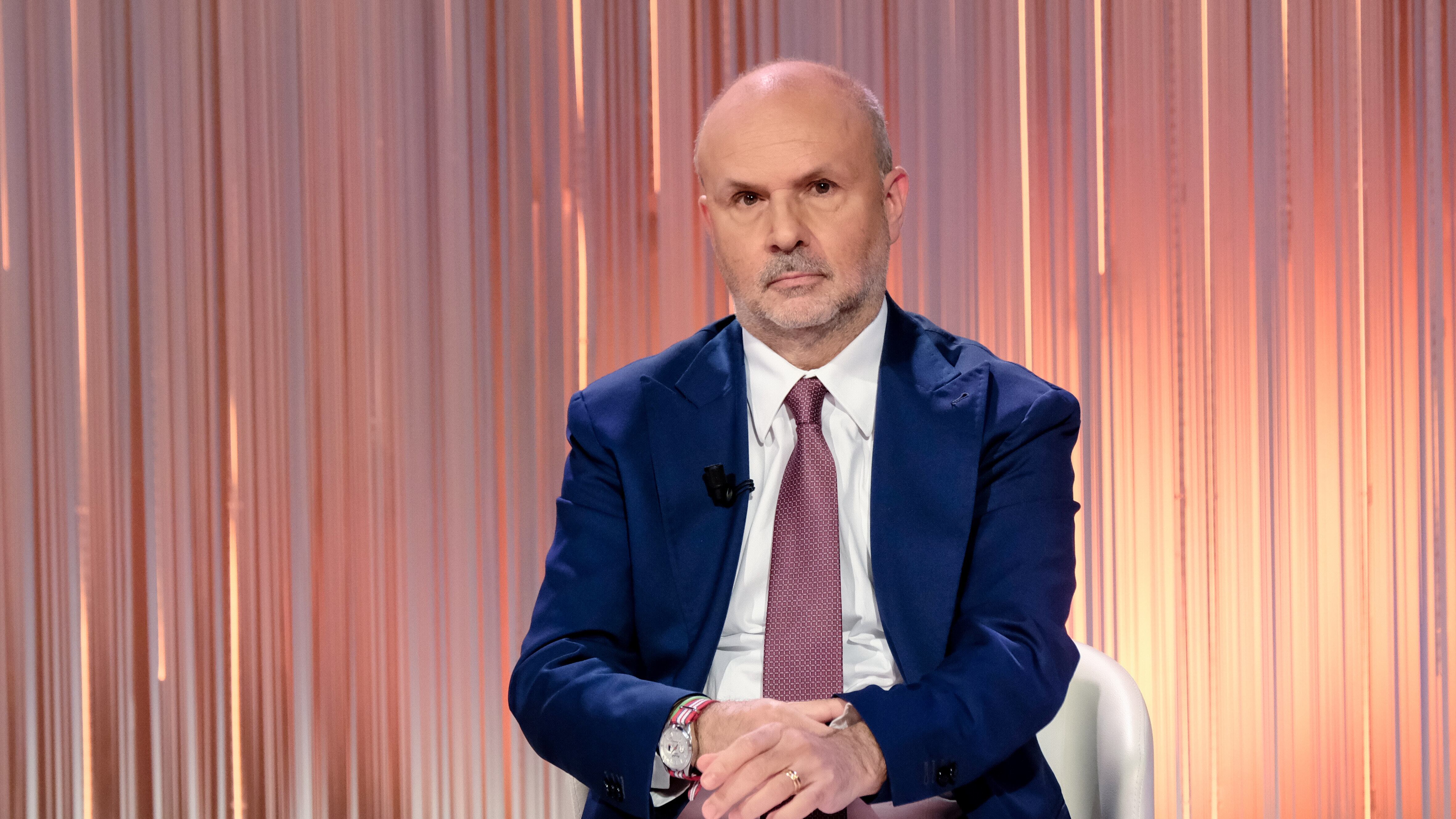 Malumori e divisioni, ma Schillaci resta al suo posto