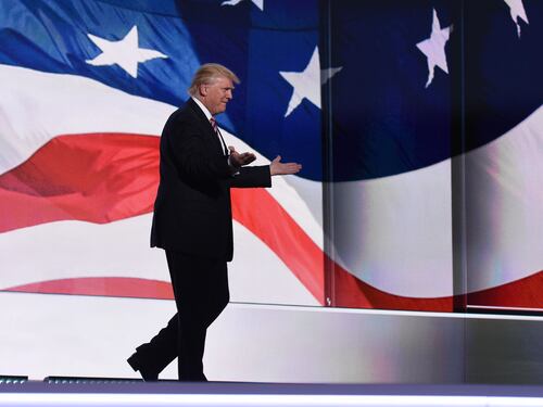 Lo scorrettissimo Donald dalla Groenlandia a Taiwan