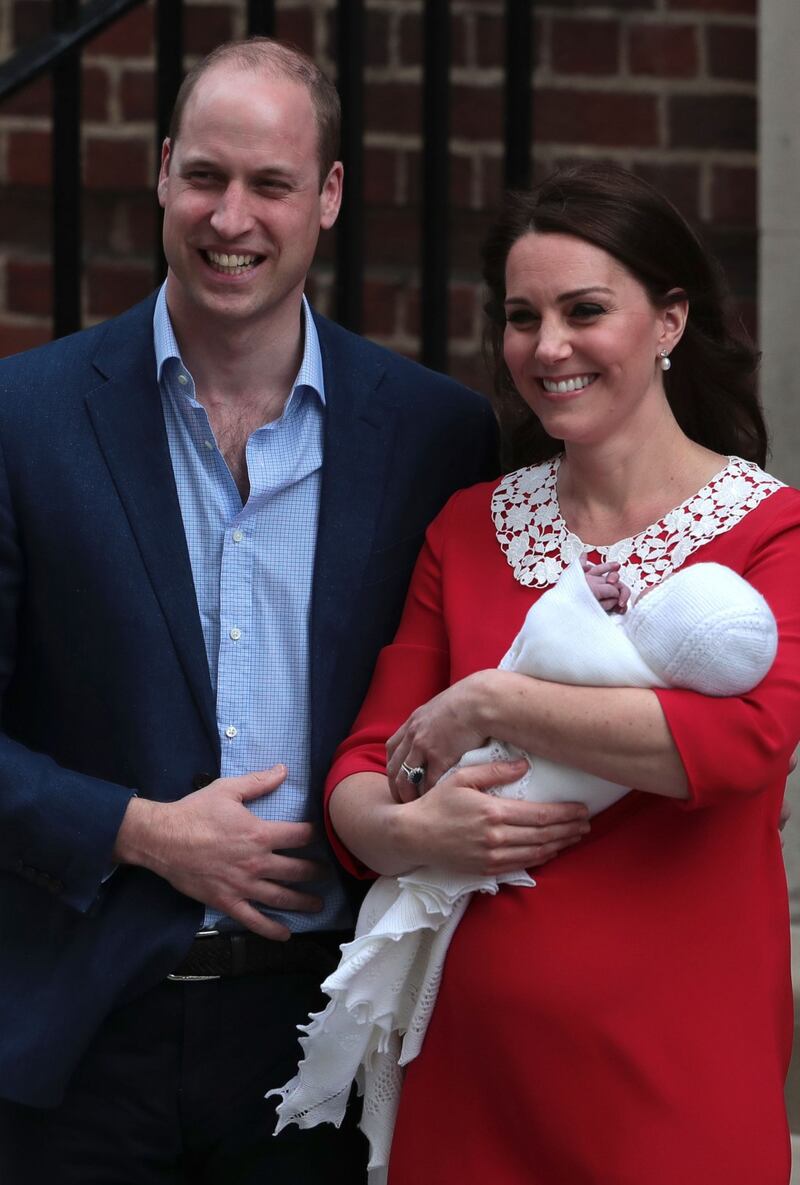 Kate Middleton e il Principe William col Royal Baby 10