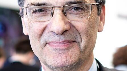 Coronavirus, choc in Francia: morto l’ex ministro Devedjian