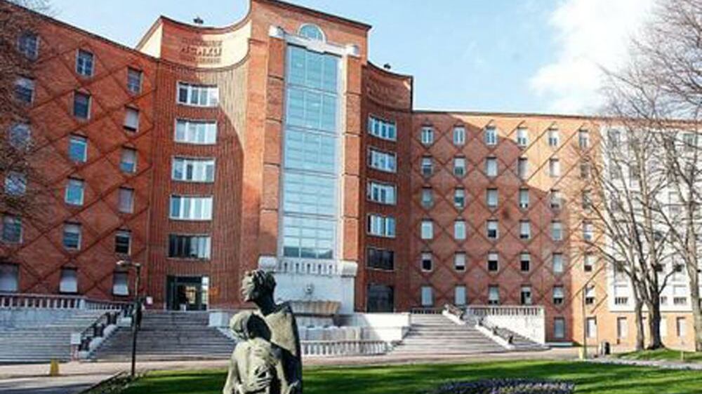 Vacanza da incubo, 100 ragazzi in ospedale: cosa è successo