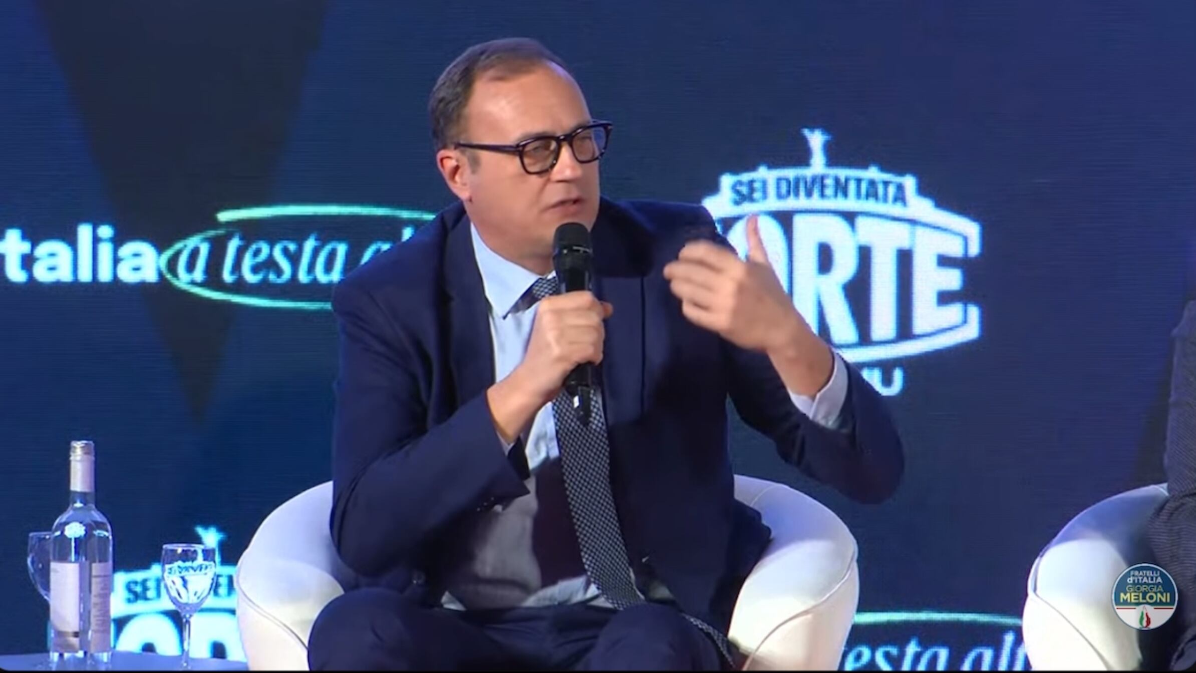 "Gli islamisti? Si faccia luce su chi li finanzia"