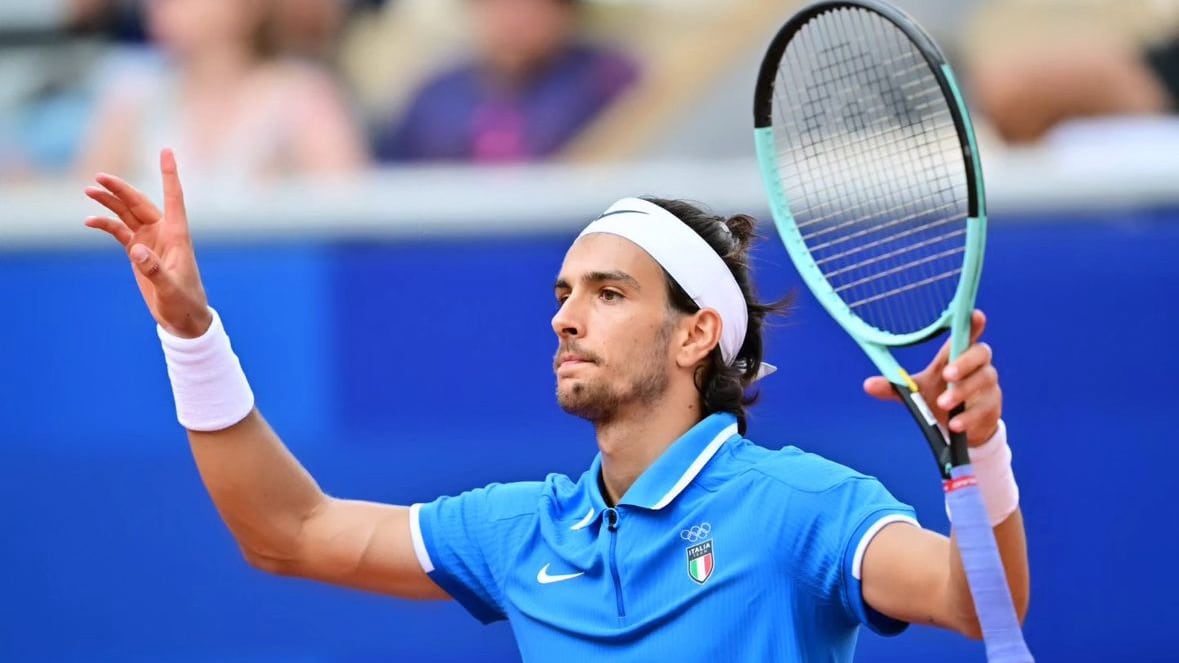 Musetti dipinge tennis: la vittoria su Zverev vale la semifinale olimpica