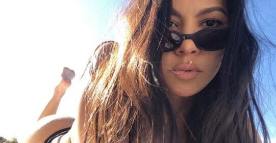 Kourtney Kardashian, le foto più sexy 8