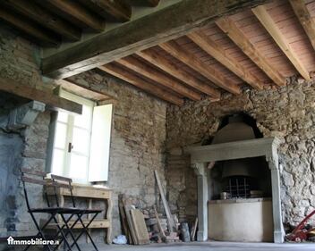 Chiese sconsacrate e case con bunker: le stranezze immobiliari 3