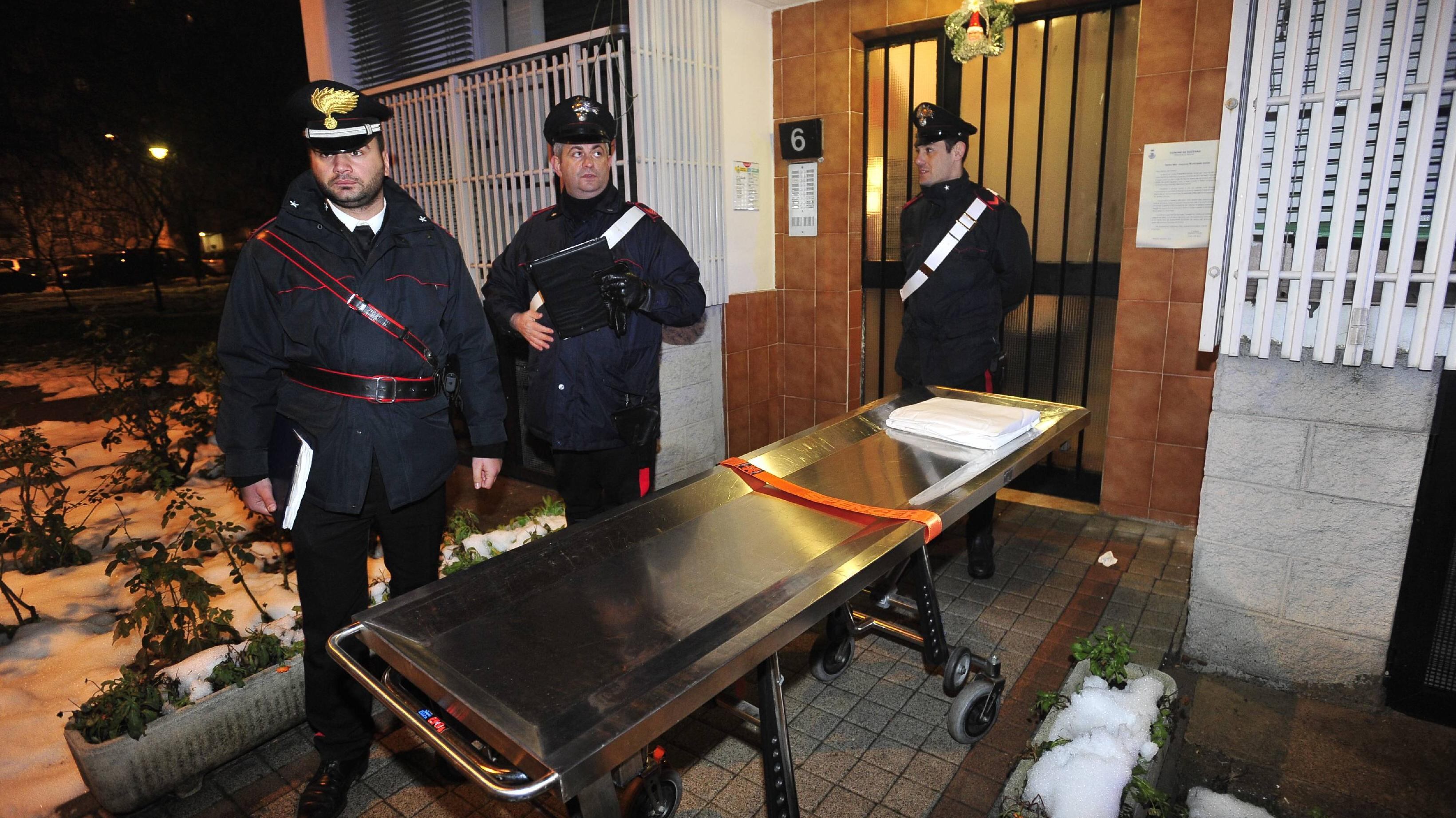 Uccisa in casa a Rozzano: sotto torchio c'è il fratello