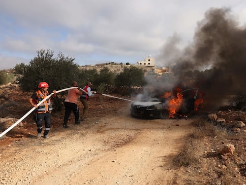 Israele, mai così tante violenze sui cristiani. Parolin: "Un accanimento inaccettabile"