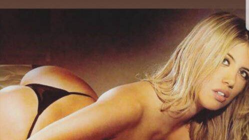 Wanda Nara: "Non cambiare mai per gli altri". Messaggio a Icardi?