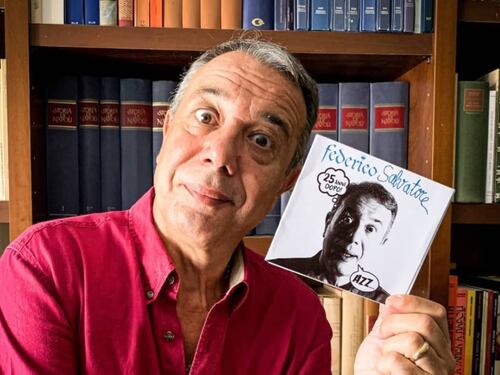 Addio a Federico Salvatore, cantò "Azz..."