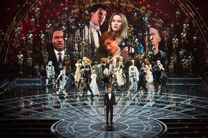 Il conduttore degli Oscar sale sul palco in mutande 2