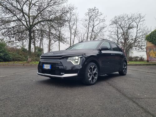 Nuova Kia Niro HEV: ecco tutte le foto